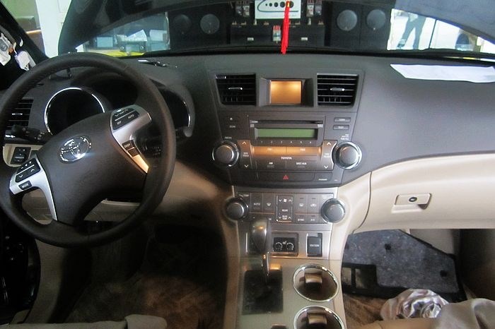 16原車主機(jī)位