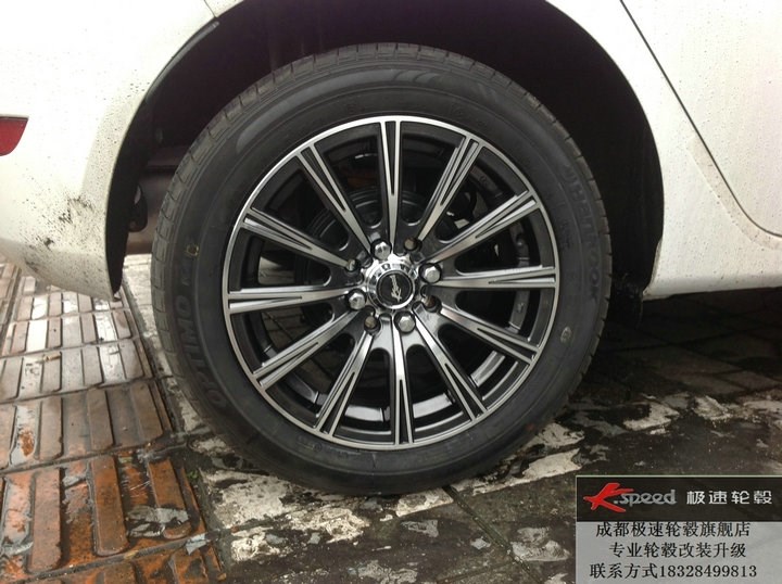 福特 新嘉年華 換裝15寸K3178 賽車黑亮面 (1)