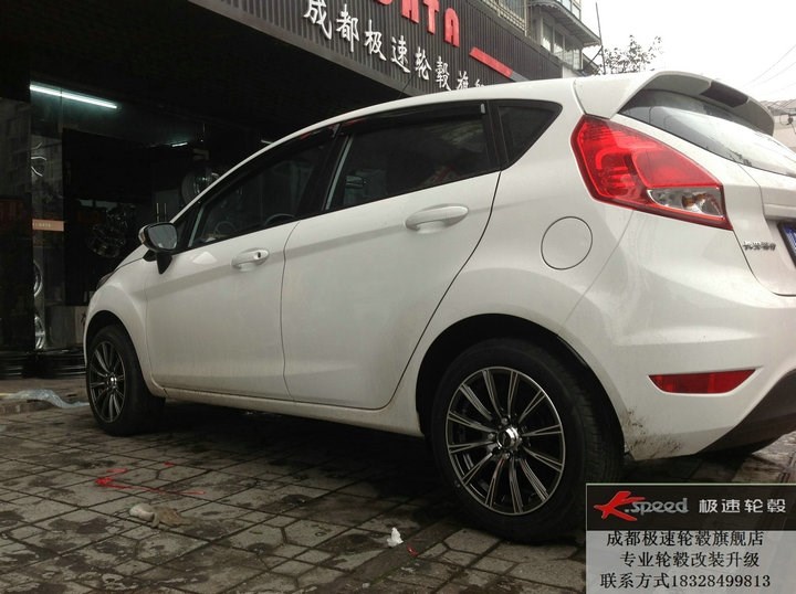 福特 新嘉年華 換裝15寸K3178 賽車黑亮面 (2)