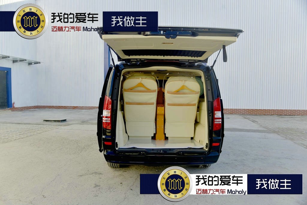 唯雅諾后備箱