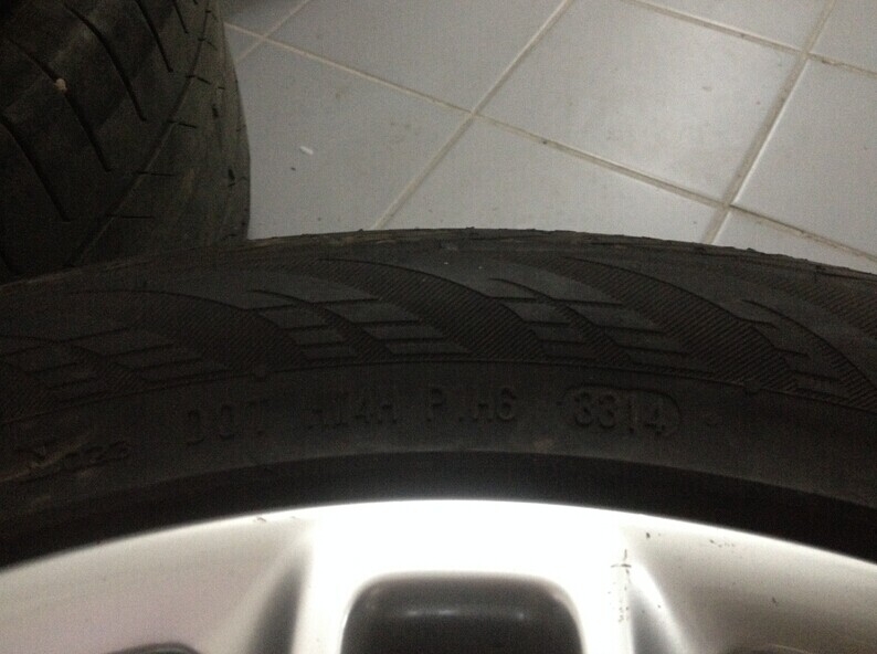 00panamera4輪轂輪胎 后