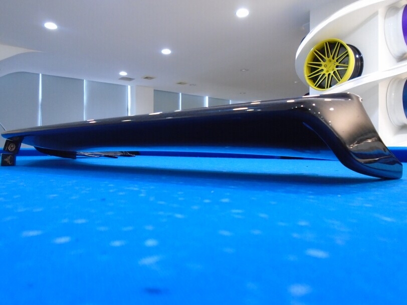 renntech cls63碳纖前擾流板 3