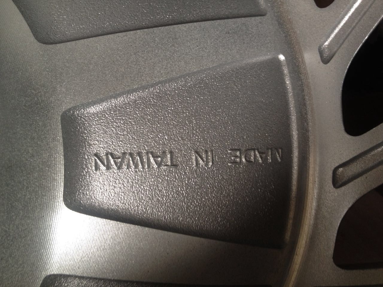 1873211055944580856