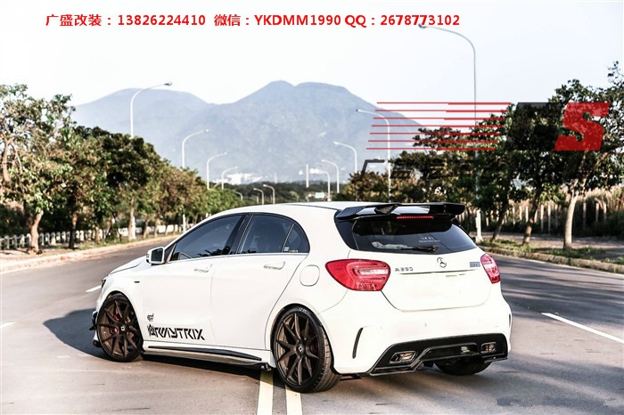 11廣奔馳A級(jí)W176 a45 amg (9)