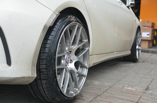 奔馳A45 升級19寸 k181 槍灰車面 (4)