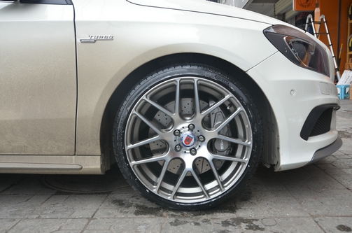 奔馳A45 升級19寸 k181 槍灰車面 (5)