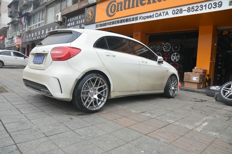 奔馳A45 升級19寸 k181 槍灰車面 (3)