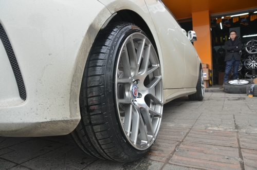 奔馳A45 升級19寸 k181 槍灰車面 (1)
