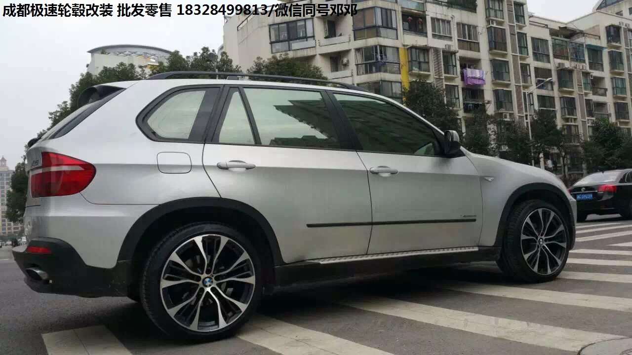 寶馬X5 升級(jí)21寸原裝款式輪轂 (3)