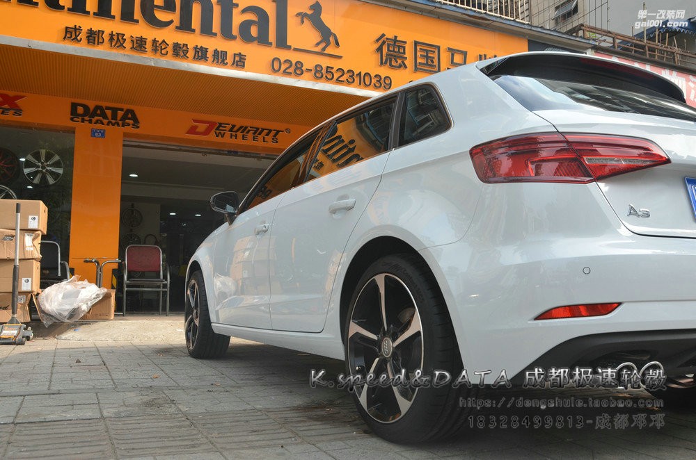 奧迪A3 升級(jí)18寸 雅泛迪 刀鋒輪轂 黑色車面 (12)