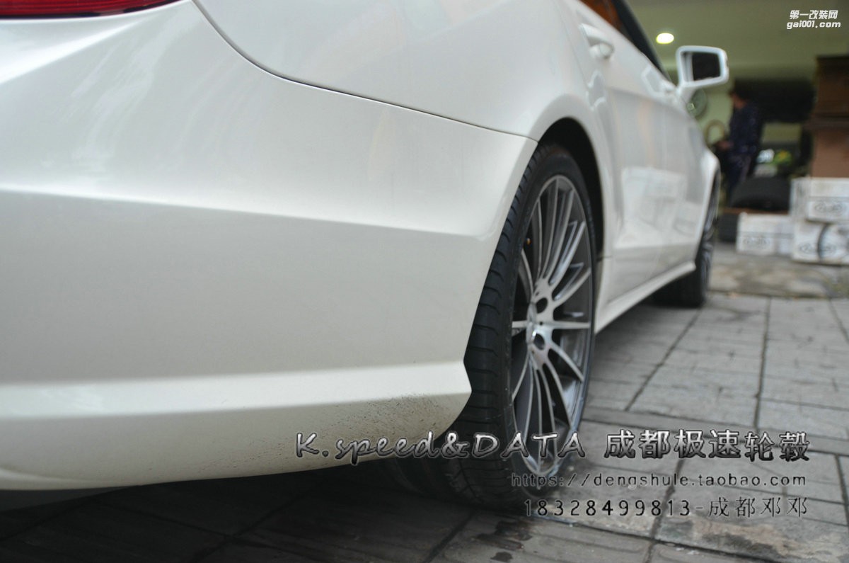 奔馳CLS 300 升級(jí)19寸 定制鍛造輪轂裝車 (9)