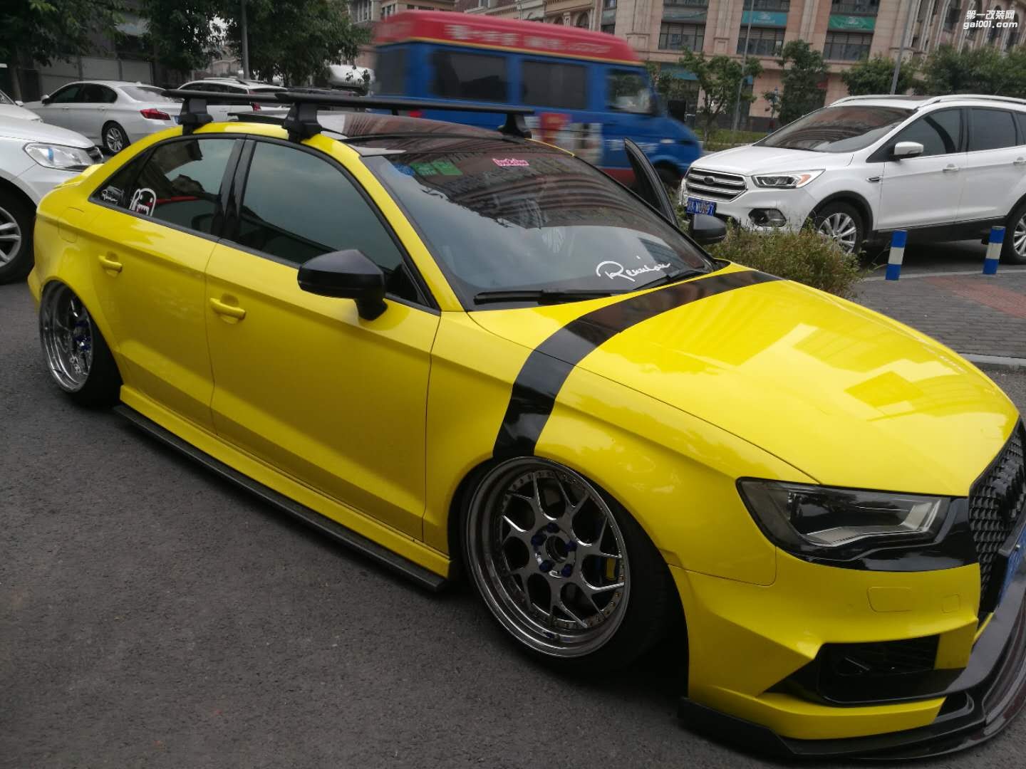 拓樂(lè)車頂箱