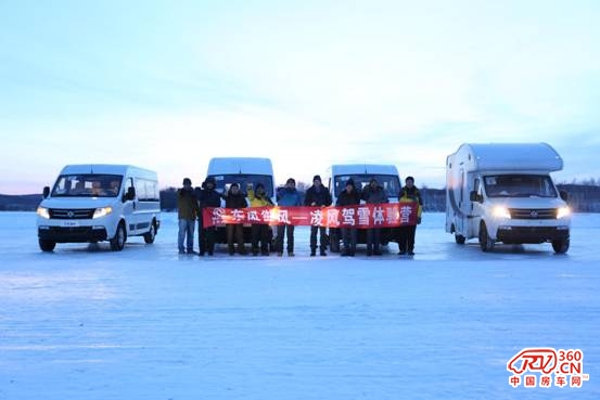 東風(fēng)御風(fēng)房車(chē)的新年愿望：帶你去想去的地方