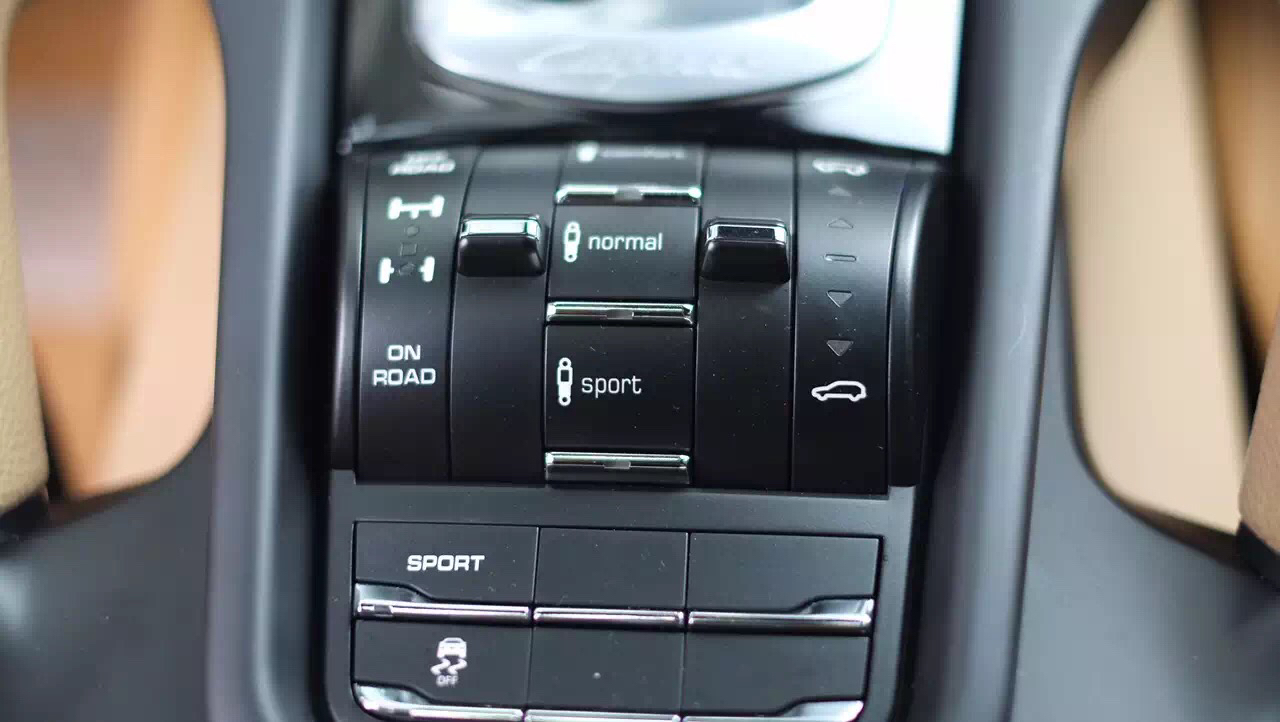 DIMECU動(dòng)力升級(jí)porsche cayenne v6 3.0t 245KW.