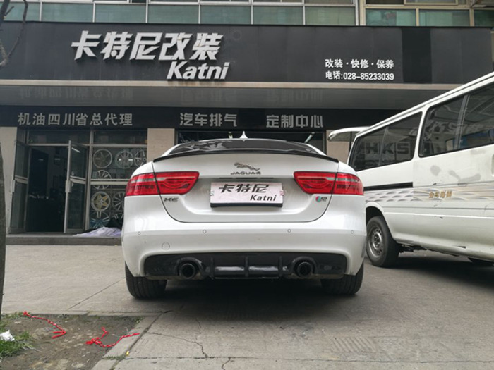 成都捷豹XE改裝碳纖前唇后唇尾翼