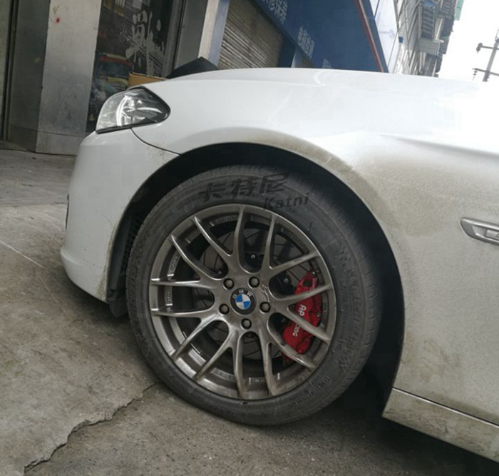 寶馬525改裝AP9040剎車后輪加大盤