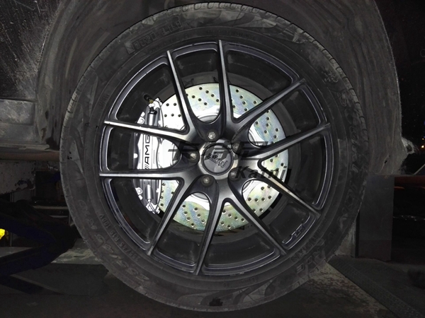 奔馳GLK300改裝Brembo（F50F40）剎車