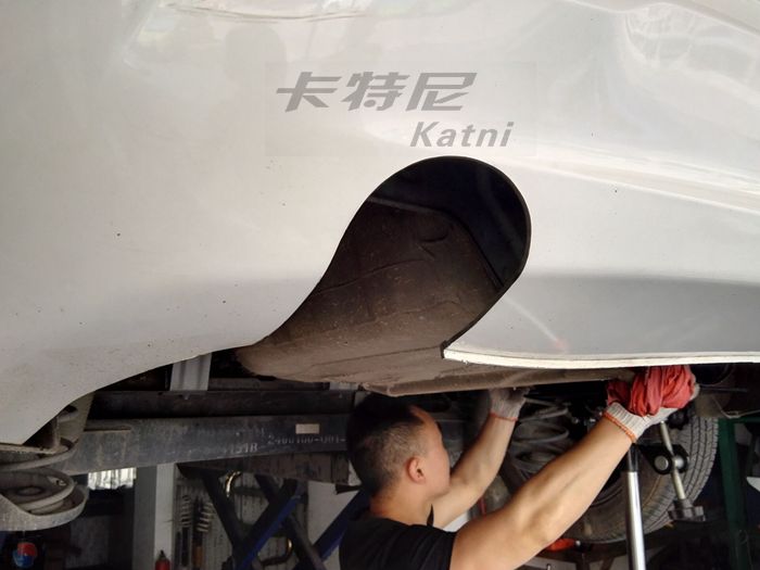 長(zhǎng)安逸動(dòng)改裝雙邊排氣管