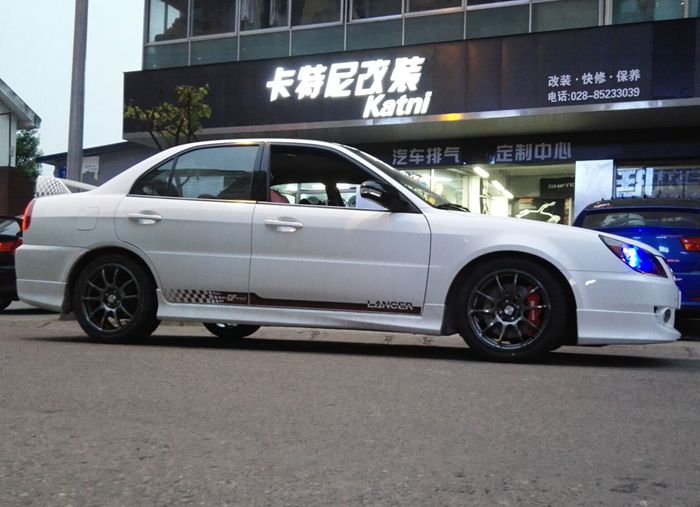 三菱藍瑟改裝AP剎車/D2避震/KN進氣/HKS排氣