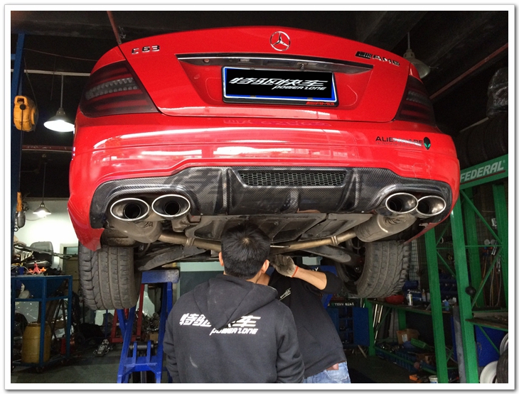 成都奔馳C180轎跑改裝AMG C63包圍