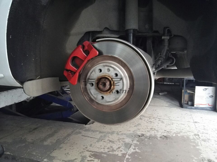 奧迪S5改裝后輪剎車(chē)加大碟