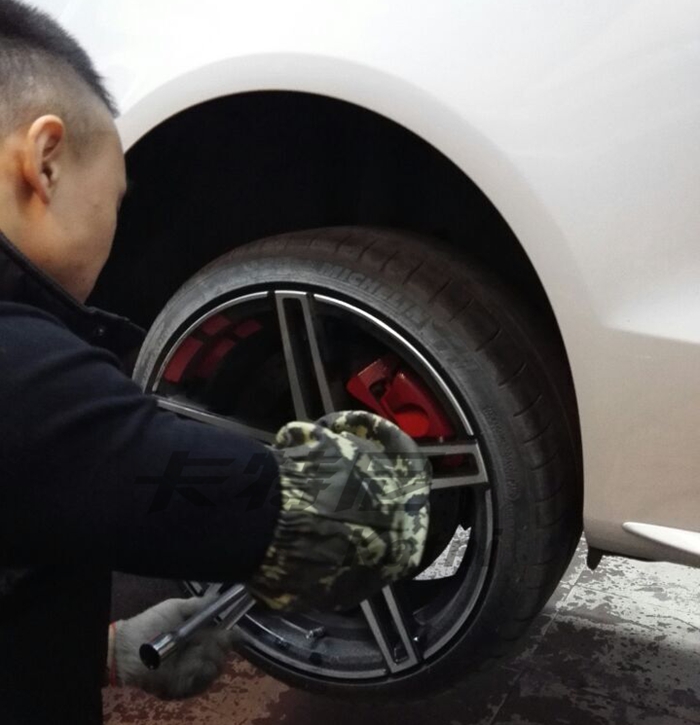 奧迪S5改裝后輪剎車(chē)加大碟