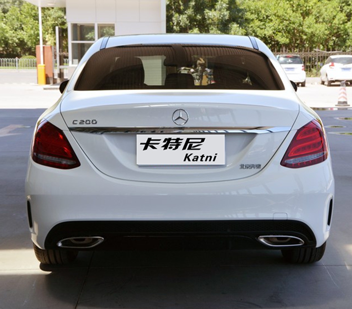 奔馳C200改裝AMG四出排氣尾喉后唇