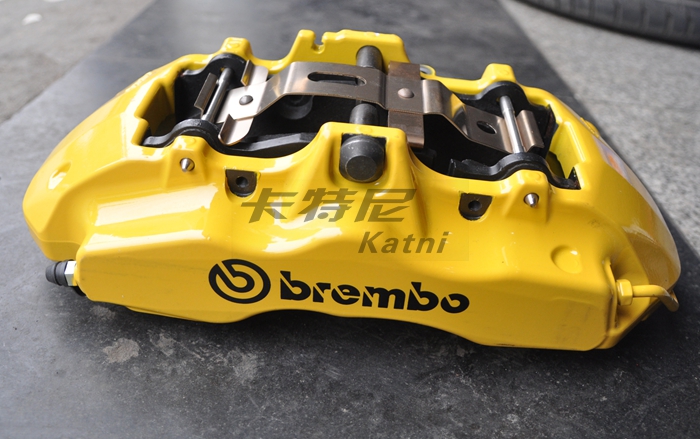 奧迪A5改裝Brembo卡宴款六活塞剎車套件