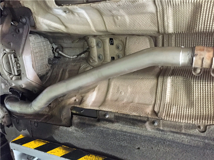 奧迪A4L改裝MIX中尾段四出閥門排氣BMC風(fēng)格