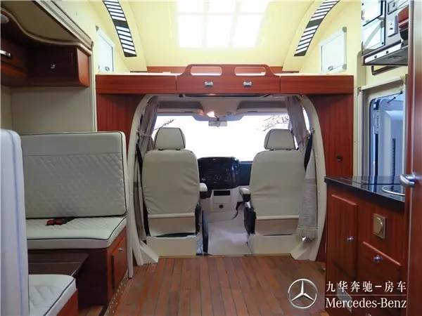 九華房車—奔馳斯賓特