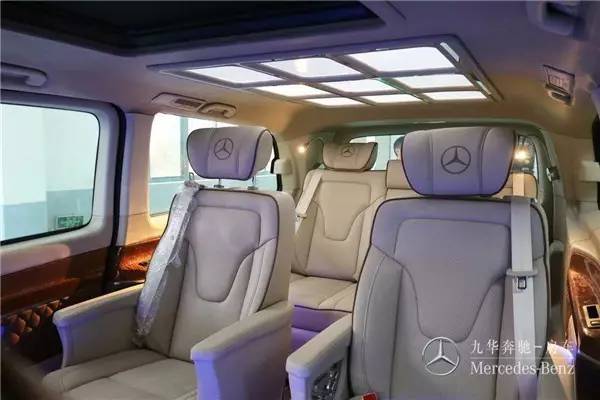 九華房車—奔馳改裝房車