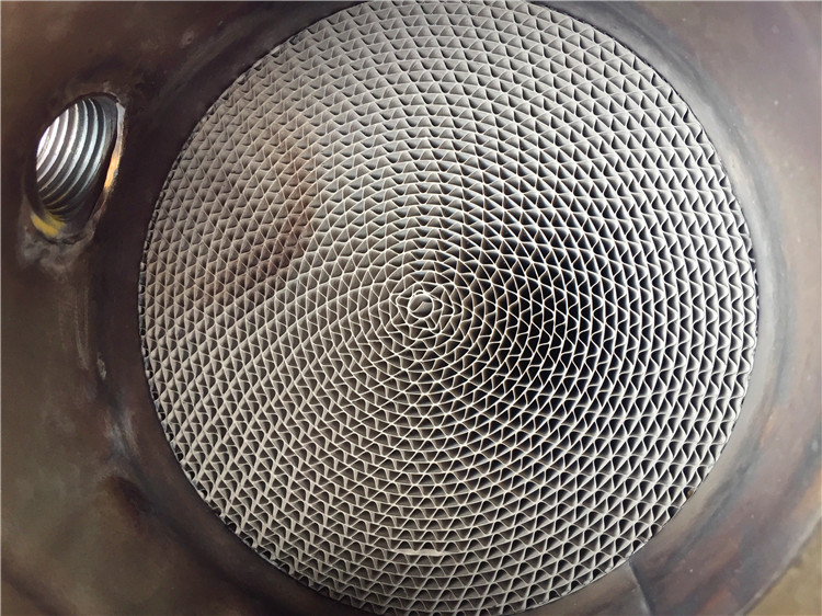 寶馬320改裝MP尾段排氣M3前杠MP后杠側裙碳纖尾翼HSR頭段