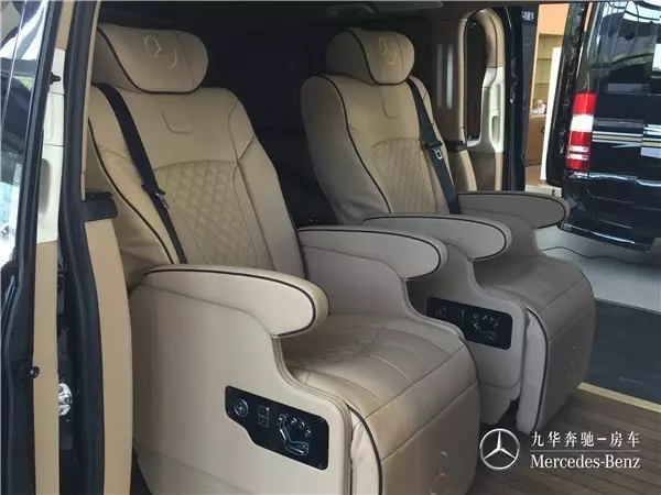 九華房車—奔馳小房車