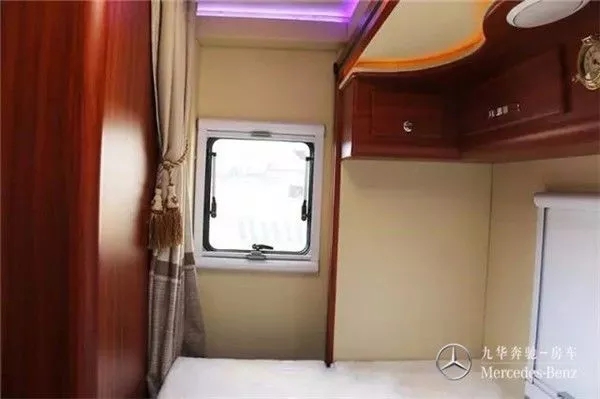 九華奔馳房車(chē)—奔馳旅居房車(chē)