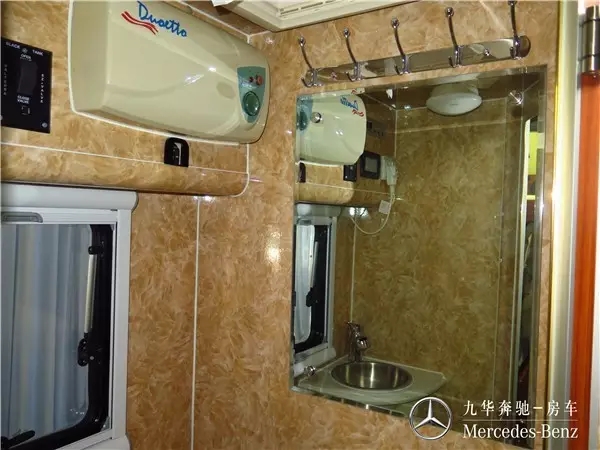 九華奔馳房車(chē)—斯賓特