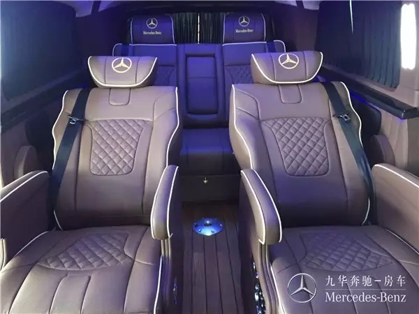 九華房車—奔馳房車內(nèi)飾