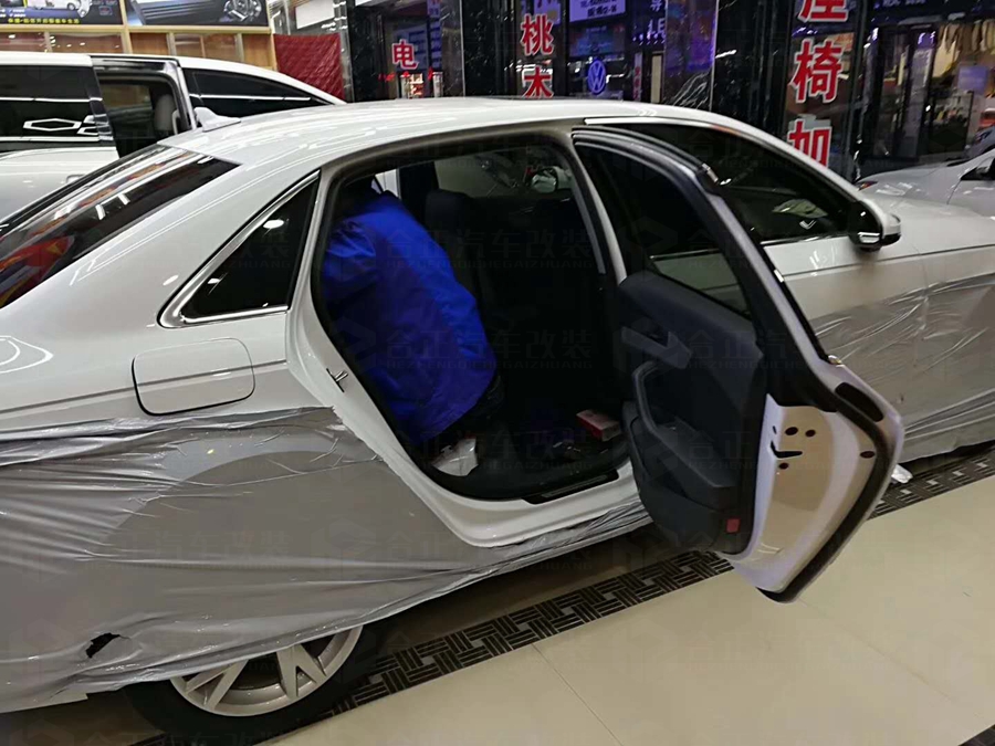 奧迪A4座椅加門板包覆