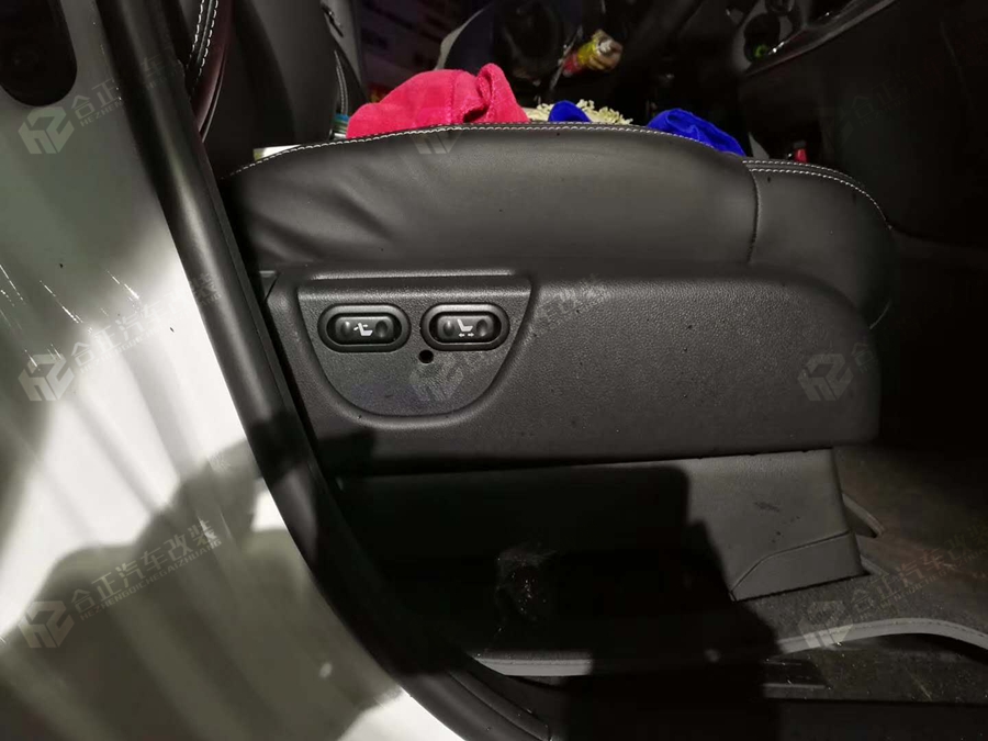 艾力紳全車座椅包覆水印 (8).jpg