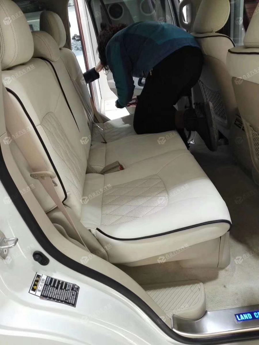 陸巡全車座椅包覆、通風(fēng)加熱完工 水印 (4).jpg