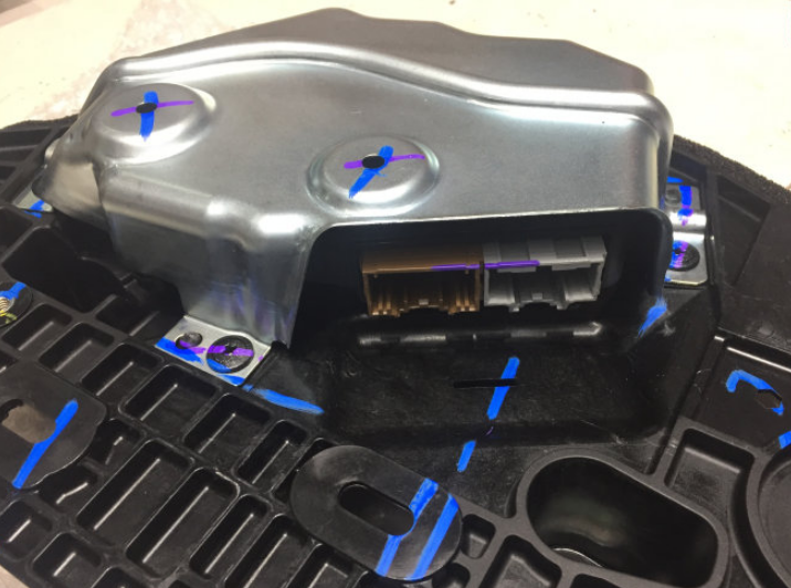 別克gl8電動中門改裝