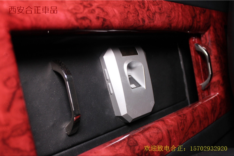奔馳威霆定制接待內(nèi)飾 (8).jpg