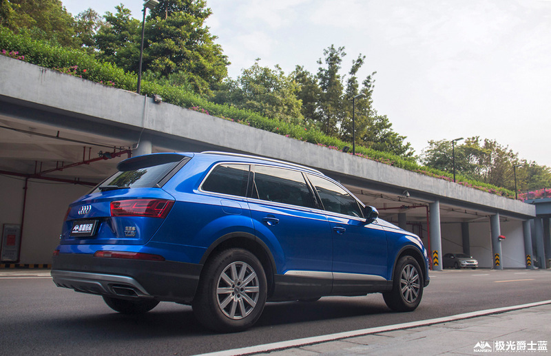 奧迪Q7汽車改色,奧迪Q7改色貼膜,奧迪Q7車身改色,奧迪Q7汽車改色加盟,奧迪Q7南森改色貼膜,奧迪Q7汽車改色培訓(xùn)