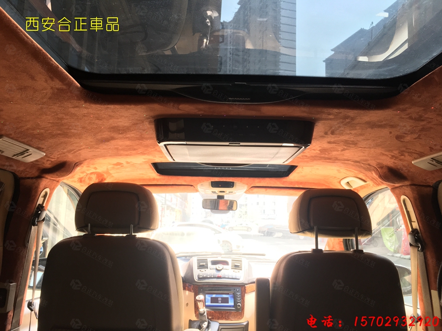 奔馳唯雅諾 (24).jpg