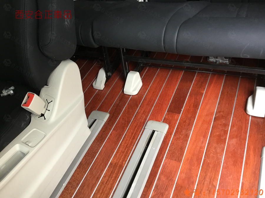 別克gl8改裝米地板 (17).JPG