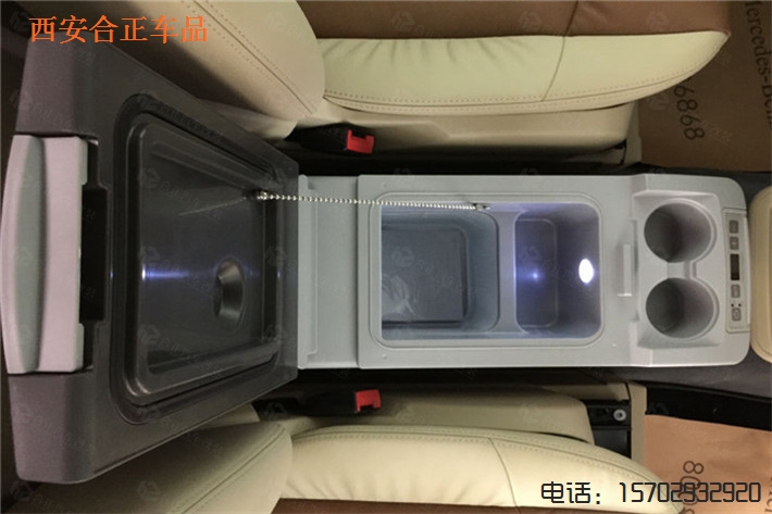 奔馳威霆改裝移動商務(wù)車