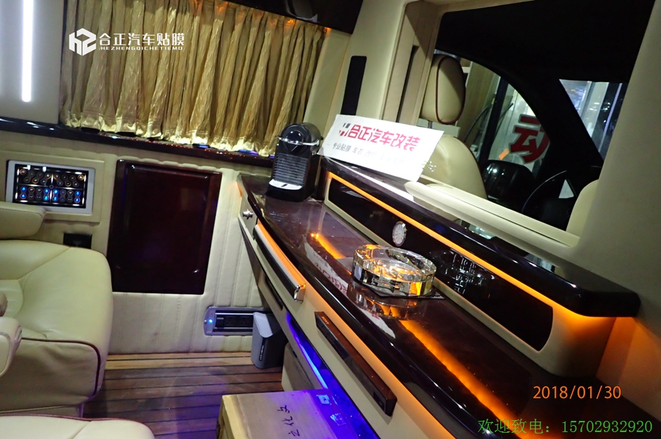 奔馳商務(wù)車內(nèi)飾改裝水印 (15).jpg