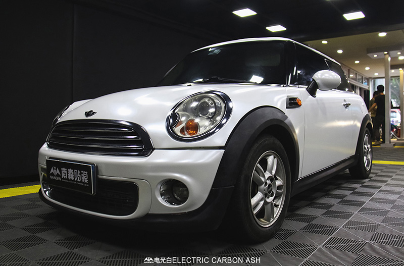 寶馬MINI汽車改色,寶馬MINI改色貼膜,寶馬MINI車身改色,寶馬MINI汽車改色加盟
