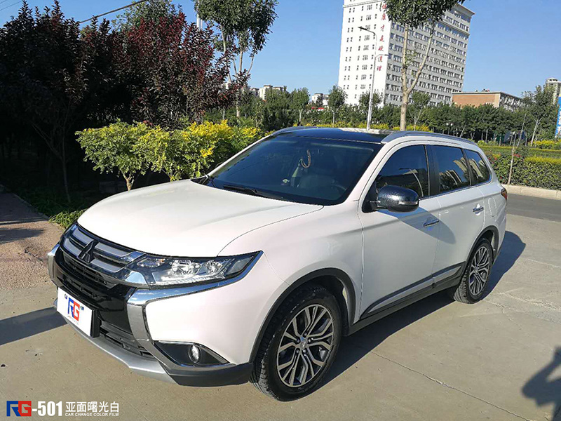 車身改色貼膜,三菱汽車車身改色,英國RG瑞集汽車車身改色貼膜,汽車改色貼膜,汽車改色