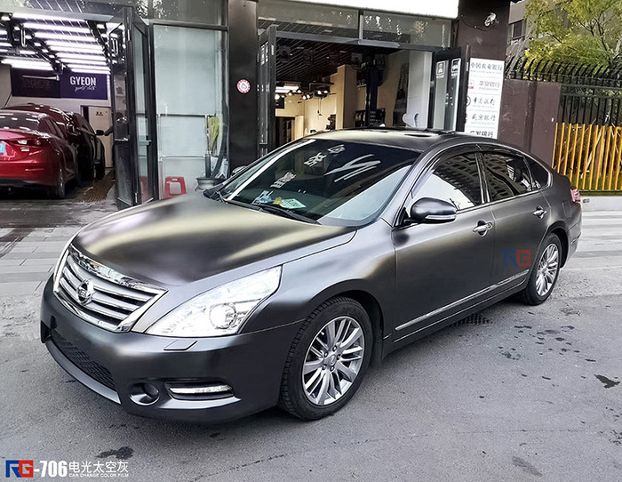 日產(chǎn)天籟汽車改色,日產(chǎn)車身改色,汽車改色盟,RG瑞集汽車改色貼膜,汽車改色培訓(xùn)