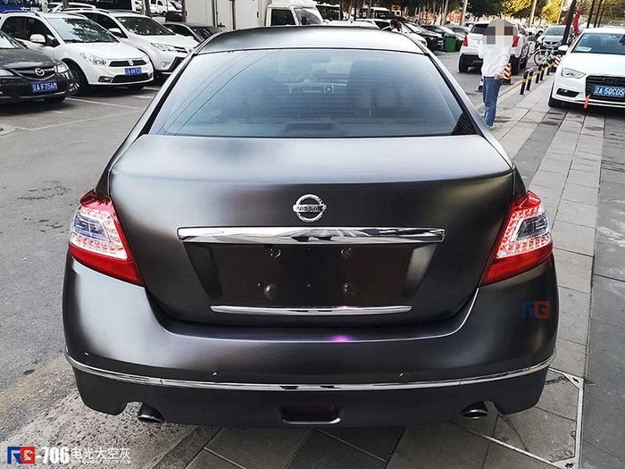 日產(chǎn)天籟汽車改色,日產(chǎn)車身改色,汽車改色盟,RG瑞集汽車改色貼膜,汽車改色培訓(xùn)